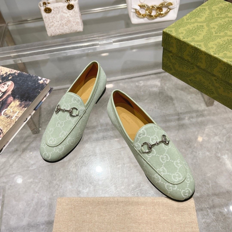 G*u*i leather shoes